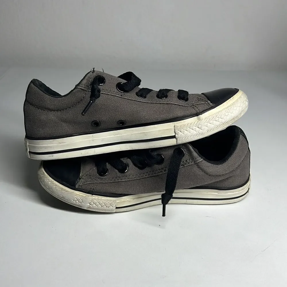 CONVERSE Allstar Kids Unisex size 2 UNIQUE 632523F